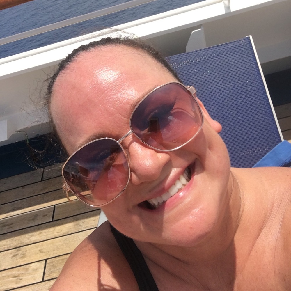 Meet your Posher, Christi